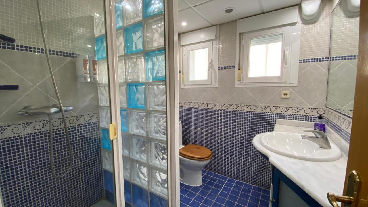 Apartamento Aluche Madrid Bagian luar foto