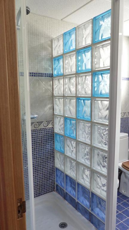 Apartamento Aluche Madrid Bagian luar foto